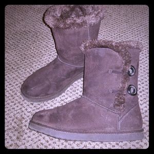 Girls boots